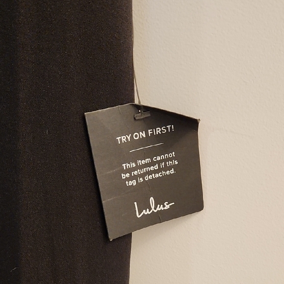 Lulu's Classic Black Midi Dress - Picture 4 of 8